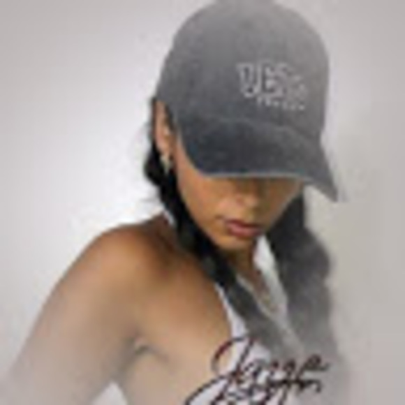 Meet your Posher, Jasmine - Picture 1 of 1